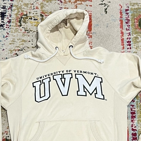 University of Vermont Catamounts NCAA College Hoodie Sweatshirt - Picture 3 of 8